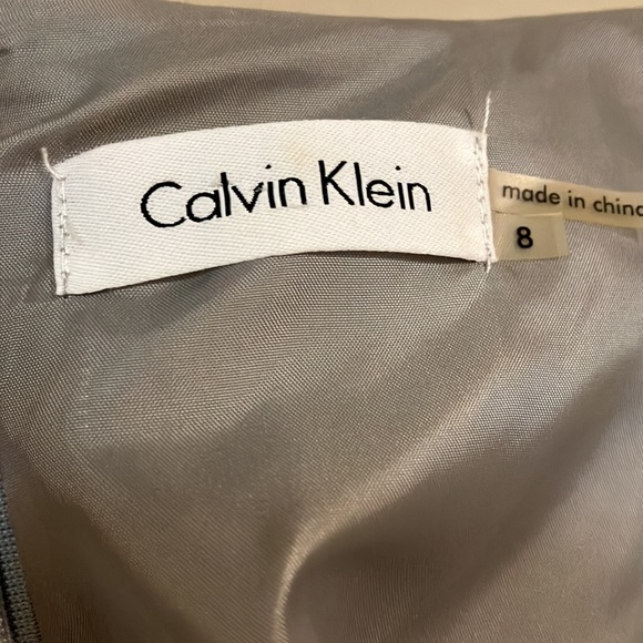 CALVIN KLEIN size 8 light grey dress - Picture 8 of 9